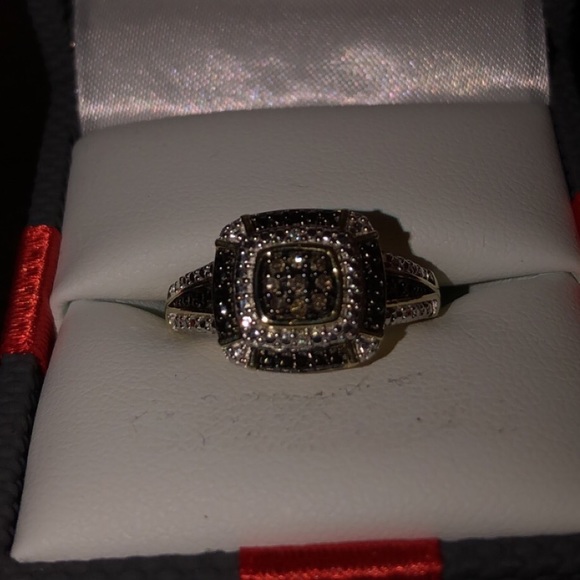 Sold - Picture 5 of 6